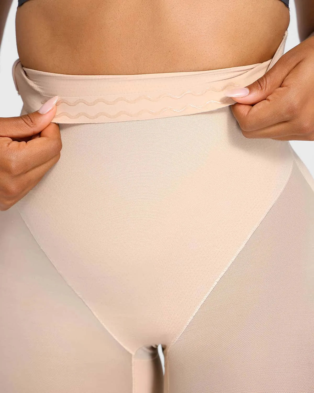 BOOT-YEAH™ MeshSmooth™ High-Waisted Mid Thigh Short